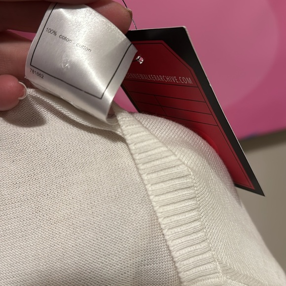 CHANEL White Crew Neck Sweater - Picture 11 of 13